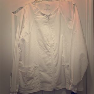 Cherokee workwear white scrub jacket Sz LARGE